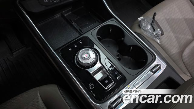 Kia Carnival (IV) Gasoline 9-Seater Signature 2024 — фото 9