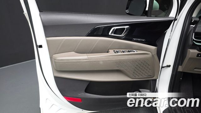 Kia Carnival (IV) Gasoline 9-Seater Signature 2024 — фото 30