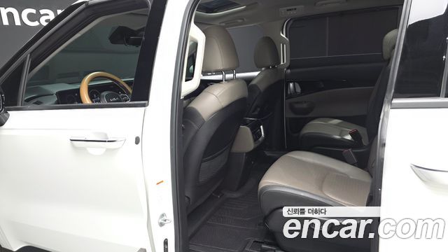 Kia Carnival (IV) Gasoline 9-Seater Signature 2024 — фото 32