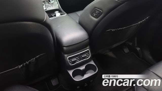 Hyundai Santa Fe HEV 1.6 2WD Prestige Choice 2023 — фото 31