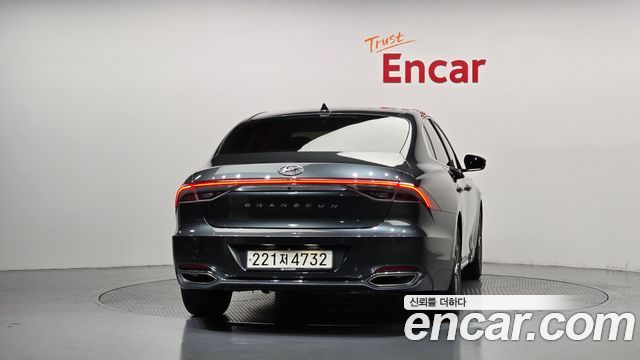 Hyundai Grandeur (IG) 2.5 Premium Choice 2021 — фото 4
