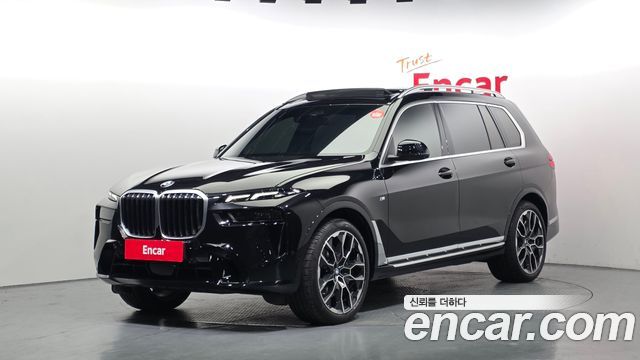 BMW X7 (G07) xDrive 40i M Sport 7STR 2025 — фото 1