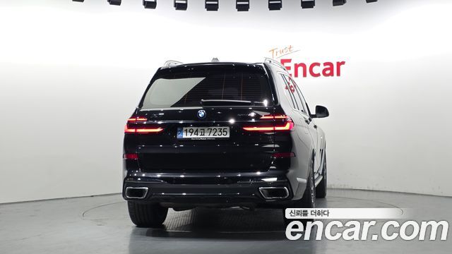 BMW X7 (G07) xDrive 40i M Sport 7STR 2025 — фото 4