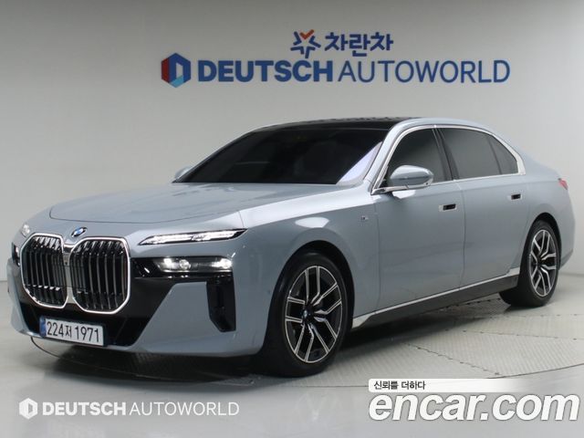 BMW 7 Series (G70) 740i xDrive M Sport 2025 — фото 2