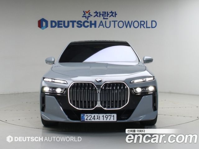 BMW 7 Series (G70) 740i xDrive M Sport 2025 — фото 4