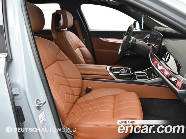 BMW 7 Series (G70) 740i xDrive M Sport 2025 — фото 15