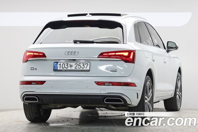 Audi Q5 (FY) 45 TFSI Quattro Premium 2021 — фото 2