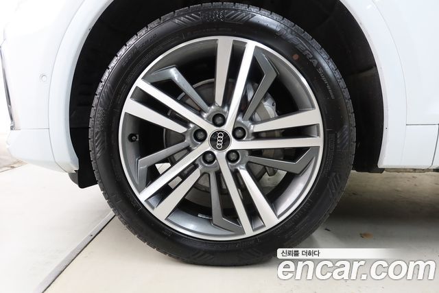 Audi Q5 (FY) 45 TFSI Quattro Premium 2021 — фото 5