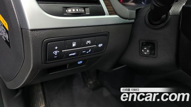 Genesis G80 3.3 GDI Premium Luxury 2019 — фото 17