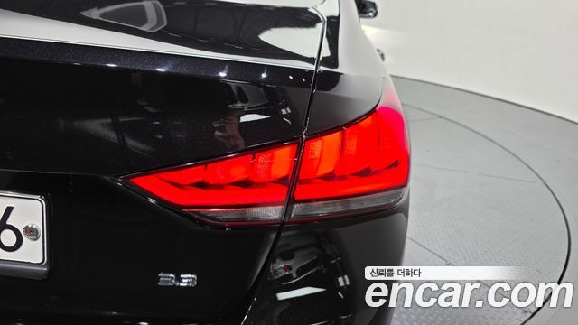 Genesis G80 3.3 GDI Premium Luxury 2019 — фото 23