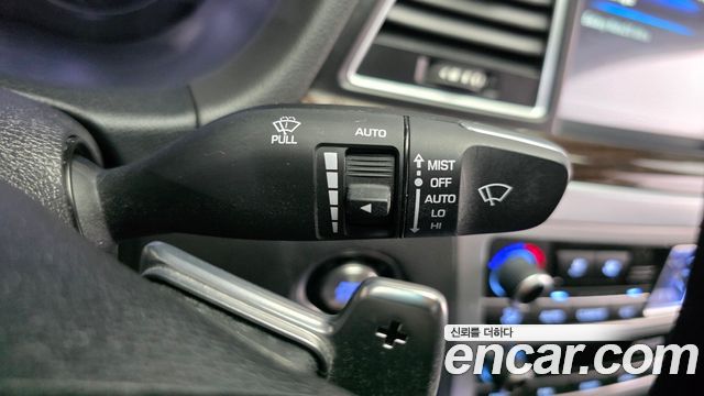 Genesis G80 3.3 GDI Premium Luxury 2019 — фото 31