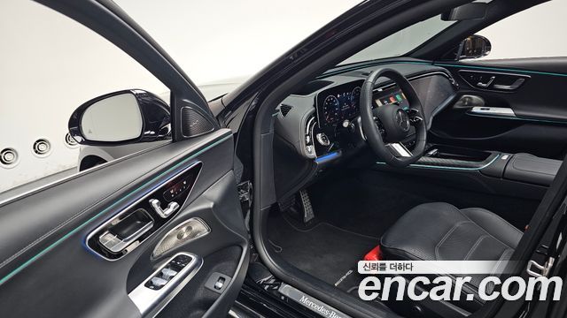 Mercedes-Benz E-Class (W214) E300 4MATIC AMG Line 2025 — фото 10