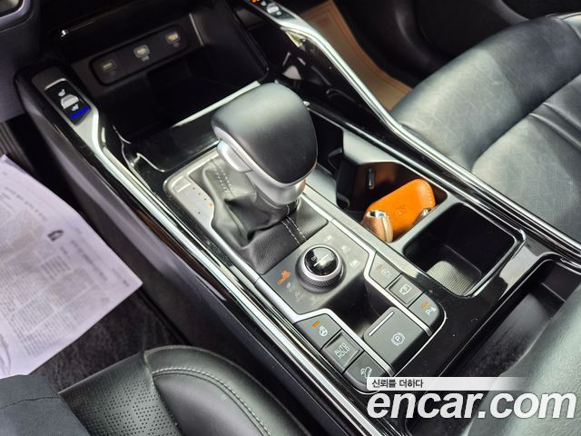 Kia Sorento (IV) Diesel 2.2 4WD Prestige 2023 — фото 9