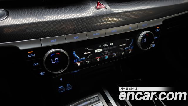 Genesis G80 (RG3) Gasoline 3.5 Turbo AWD 2022 — фото 32