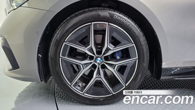 BMW 5 Series (G60) 520i M Sport 2026 — фото 5