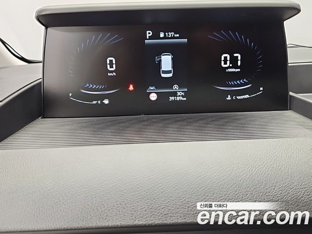 Hyundai Staria Cargo 5-Seater Modern 2022 — фото 6