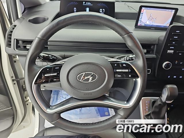 Hyundai Staria Cargo 5-Seater Modern 2022 — фото 9