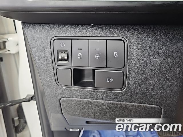 Hyundai Staria Cargo 5-Seater Modern 2022 — фото 20
