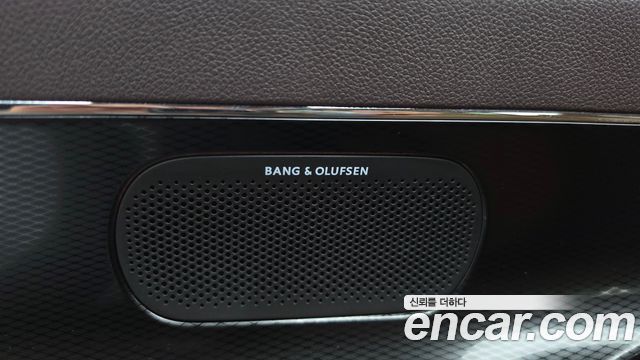 Genesis G90 (RS4) Gasoline 3.5 Turbo AWD 2022 — фото 36