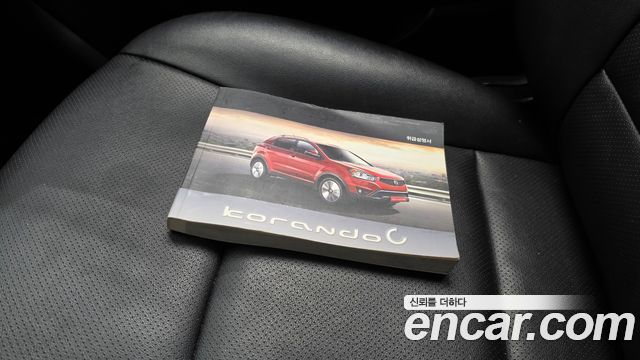 KG Mobility (SsangYong) Korando C 2.0 CVT 2WD Deluxe 2014 — фото 15