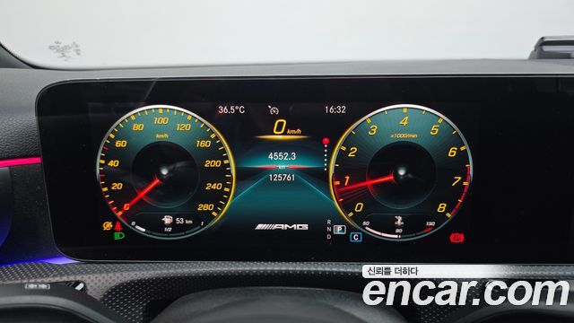 Mercedes-Benz A-Class (W177) AMG A35 4MATIC Sedan 2021 — фото 8