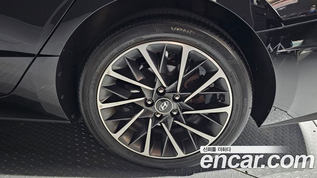 Hyundai Sonata (DN8) 2.0 Inspiration 2020 — фото 21