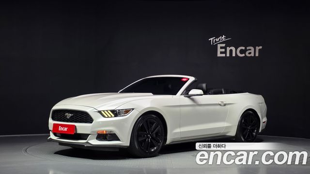 Ford Mustang Convertible