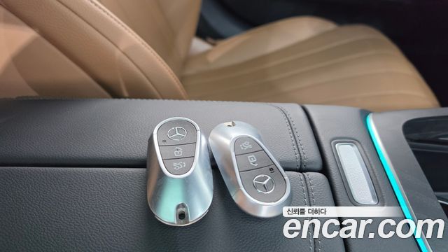 Mercedes-Benz E-Class (W214) E300 4MATIC AMG Line 2025 — фото 16