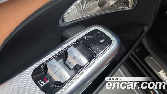 Mercedes-Benz E-Class (W214) E300 4MATIC AMG Line 2025 — фото 27