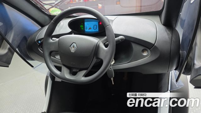Renault Korea Twizy Life(2-Seater) 2020 — фото 7