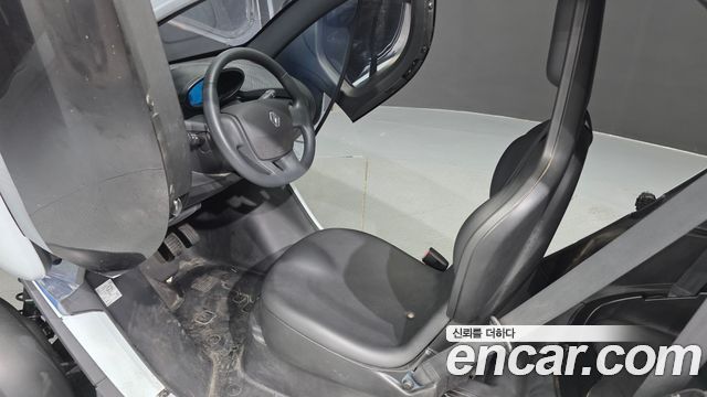 Renault Korea Twizy Life(2-Seater) 2020 — фото 10