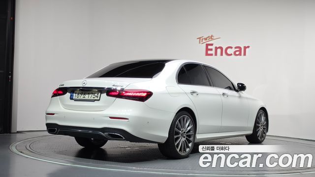 Mercedes-Benz E-Class (W213) E350 4MATIC AMG Line 2021 — фото 2