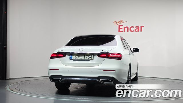 Mercedes-Benz E-Class (W213) E350 4MATIC AMG Line 2021 — фото 4