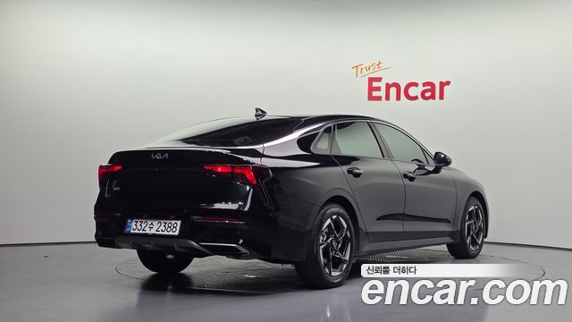 Kia K5 (III) 2.0 LPi Prestige 2024 — фото 2