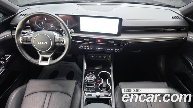 Kia K5 (III) 2.0 LPi Prestige 2024 — фото 7