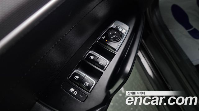 Kia K5 (III) 2.0 LPi Prestige 2024 — фото 12