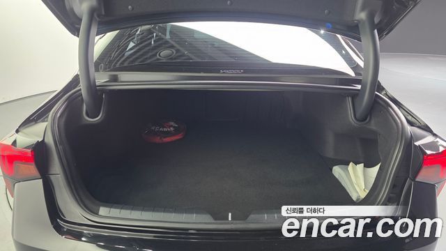 Kia K5 (III) 2.0 LPi Prestige 2024 — фото 20