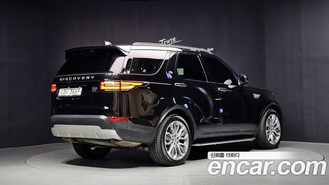 Land Rover Discovery 5 3.0 SD6 HSE Luxury 2019 — фото 2