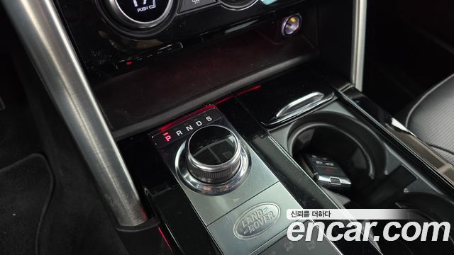 Land Rover Discovery 5 3.0 SD6 HSE Luxury 2019 — фото 9