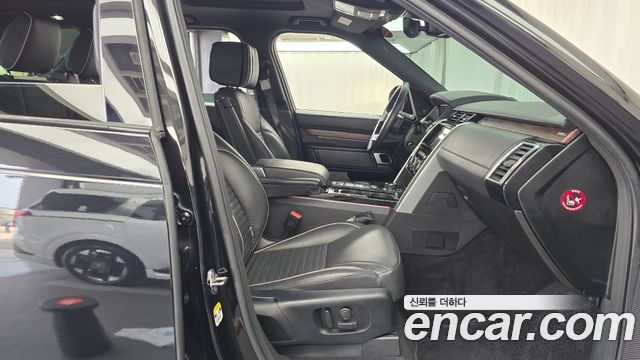 Land Rover Discovery 5 3.0 SD6 HSE Luxury 2019 — фото 11