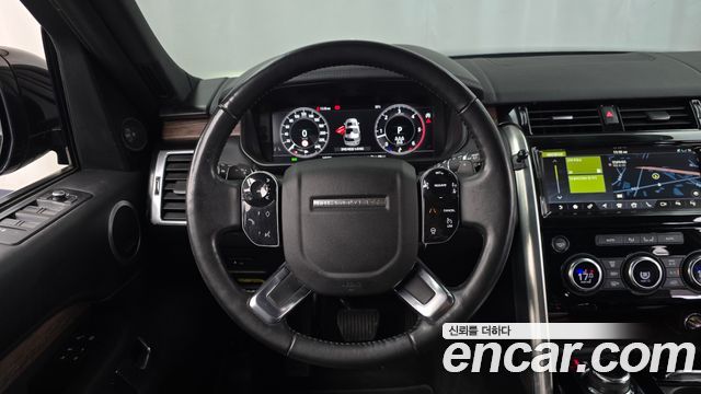 Land Rover Discovery 5 3.0 SD6 HSE Luxury 2019 — фото 13