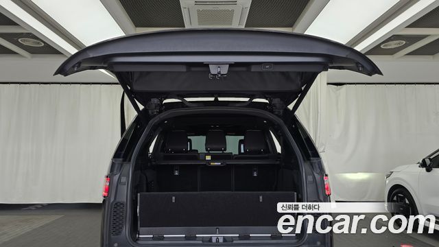 Land Rover Discovery 5 3.0 SD6 HSE Luxury 2019 — фото 20