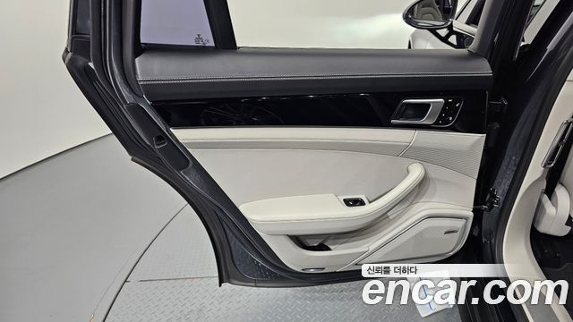 Porsche Panamera (971) 3.0 AWD 2018 — фото 25