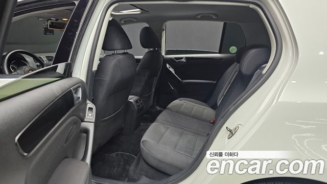 Volkswagen Golf (VI) 2.0 TDI StyleEdition 2013 — фото 13