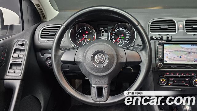 Volkswagen Golf (VI) 2.0 TDI StyleEdition 2013 — фото 14