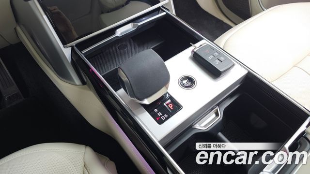 Land Rover Range Rover (V) P530 Autobiography Long Wheel Base 2026 — фото 13