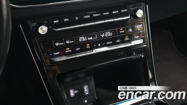 Kia K7 Premier 3.0 GDI Signature 2020 — фото 23