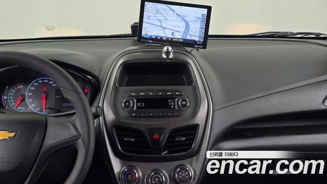 Chevrolet Spark LS 2019 — фото 14