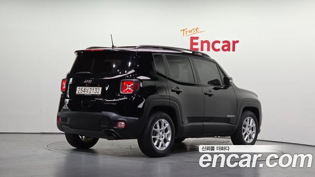 Jeep Renegade 2.4 Limited 2019 — фото 2