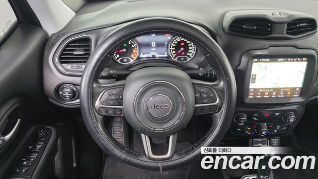 Jeep Renegade 2.4 Limited 2019 — фото 18
